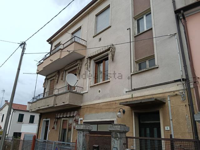 Appartamento in vendita di 100 m² in Piazza Giuseppe Garibaldi