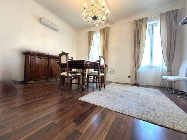Appartamento in vendita di 100 m² in Piazza Giacomo Puccini, 19