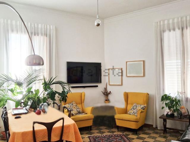 Appartamento in vendita di 100 m² in Piazza Giampietro Vieusseux