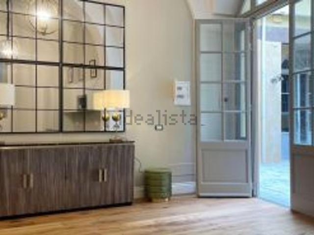 Appartamento in vendita di 100 m² in Piazza de&apos  Pitti