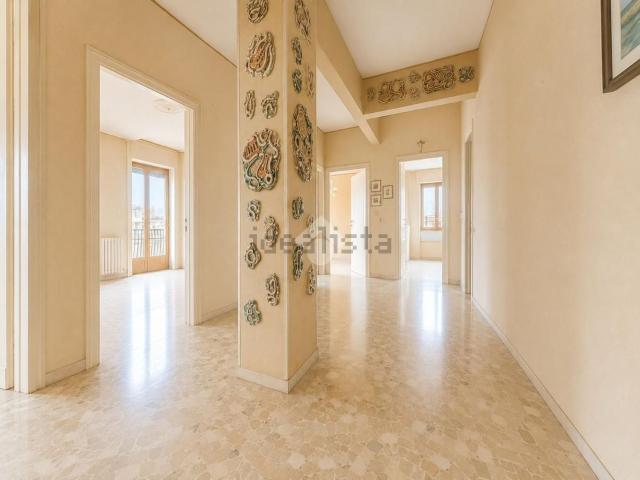 Appartamento in vendita di 100 m² in Piazza del Mercato, 44