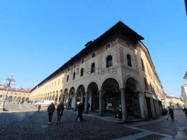 Appartamento in vendita di 100 m² in Piazza Ducale