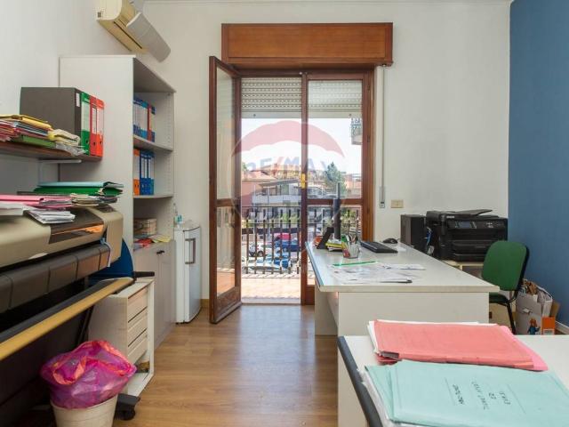 Appartamento in vendita di 100 m² in Piazza Eroi D&apos Ungheria, 7