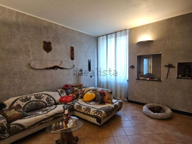 Appartamento in vendita di 100 m² in Piazza San Bartolomeo dell&apos Olivella