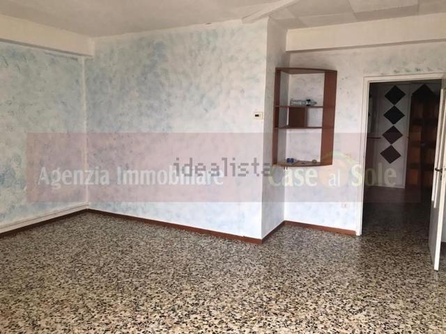 Appartamento in vendita di 100 m² in Piazza Perticari