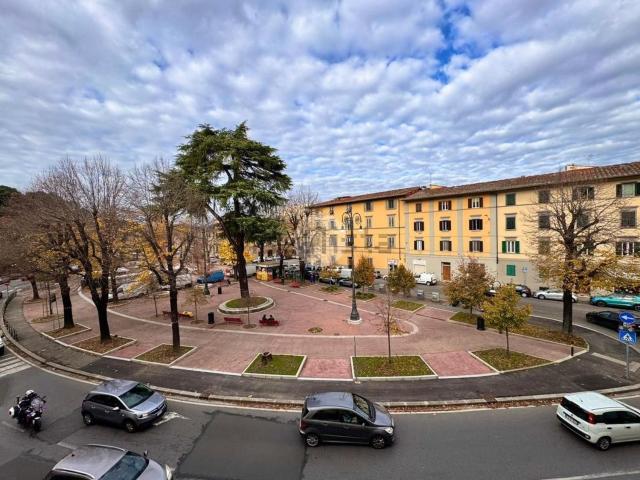 Appartamento in vendita di 100 m² in Piazza Pier Vettori, 3