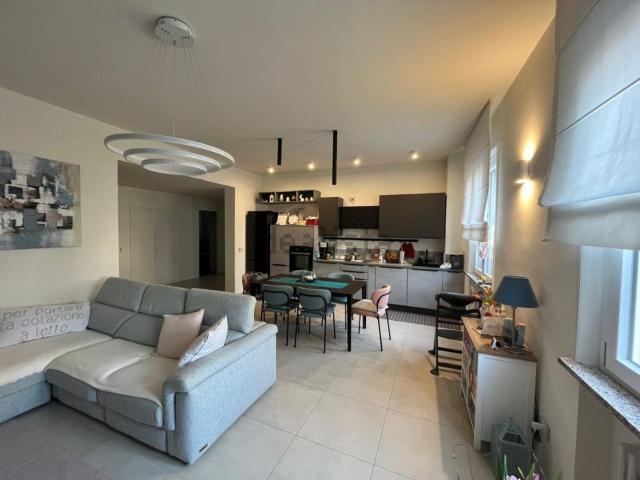 Appartamento in vendita di 100 m² in Strada Matteo Renato Imbriani
