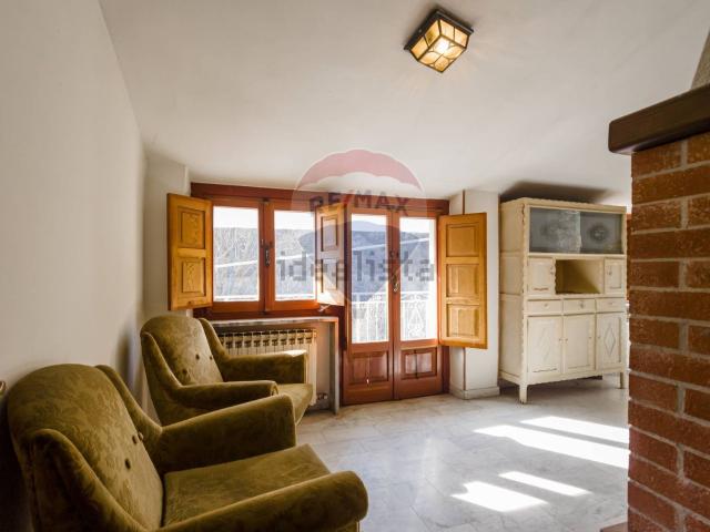 Appartamento in vendita di 100 m² in Strada Statale 460 di Ceresole, 24