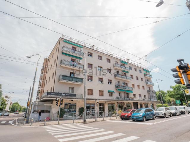 Appartamento in vendita di 100 m² in Strada Statale 9 Via Emilia, 173