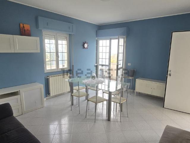 Appartamento in vendita di 100 m² in Strada Statale 16 Adriatica
