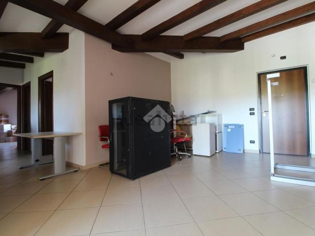 Appartamento in vendita di 100 m² in Strada Statale 19 delle Calabrie, 8