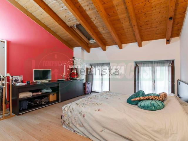 Appartamento in vendita di 101 m² in Via C. B. Cavour, 19