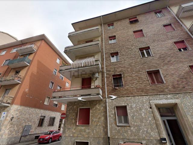 Appartamento in vendita di 101 m² in Via Caduti della Libertà, 13