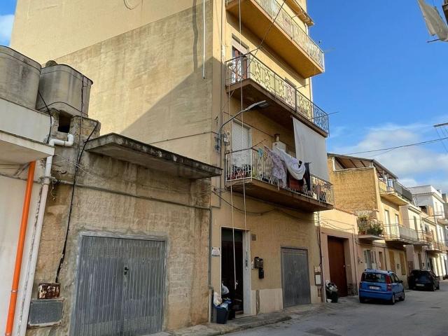 Appartamento in vendita di 101 m² in Via Calvino