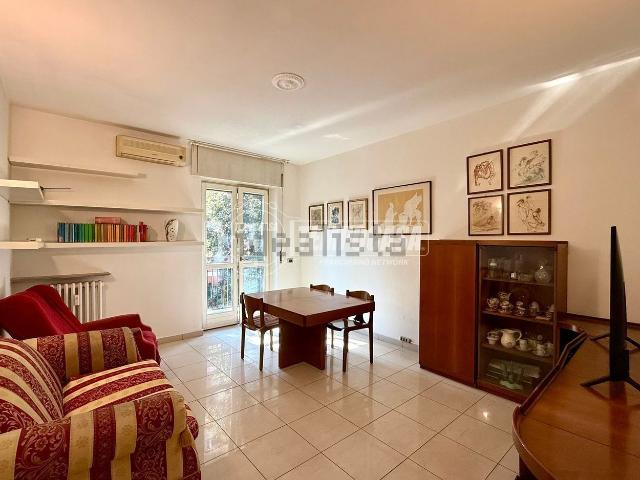 Appartamento in vendita di 101 m² in Via Carlo Alberto Pisani Dossi