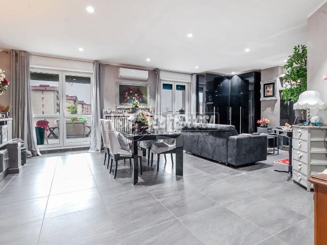 Appartamento in vendita di 101 m² in Via Carlo Imbonati