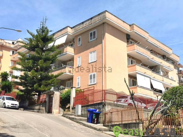 Appartamento in vendita di 101 m² in Via Carmine Maiorini, 8