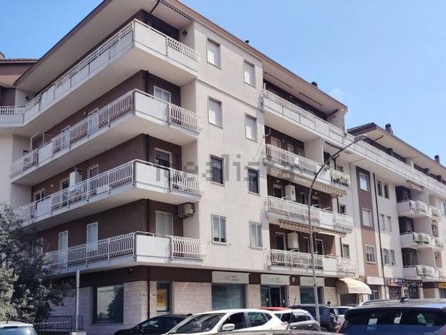 Appartamento in vendita di 101 m² in Via Ciccarone