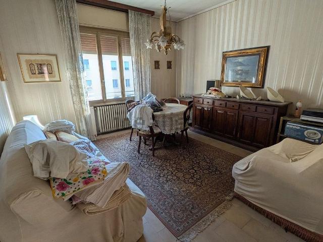 Appartamento in vendita di 101 m² in Via Amico Aspertini, 2