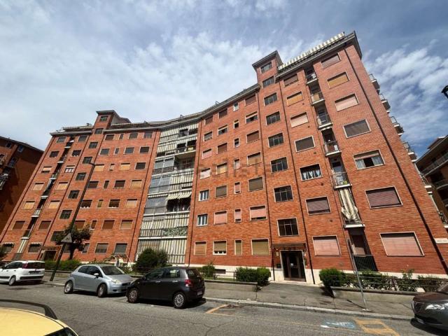 Appartamento in vendita di 101 m² in Via Andrea Paris