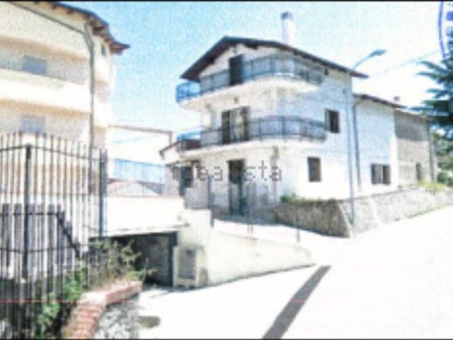 Appartamento in vendita di 101 m² in Via Annunziata