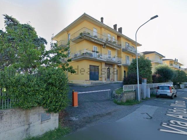 Appartamento in vendita di 101 m² in Via Aldo Moro