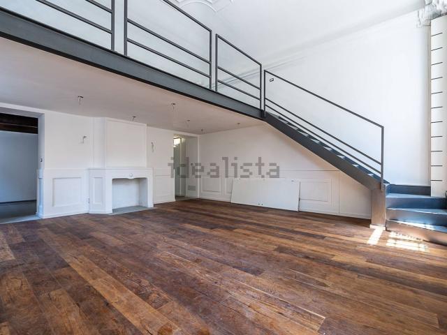 Appartamento in vendita di 101 m² in Via Bligny