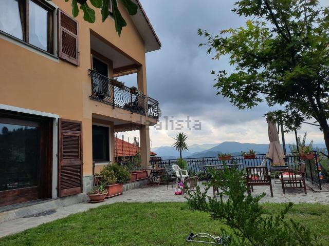Appartamento in vendita di 101 m² in Via Bricco
