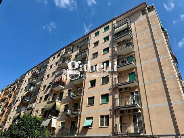 Appartamento in vendita di 101 m² in Via Genazzano, 11