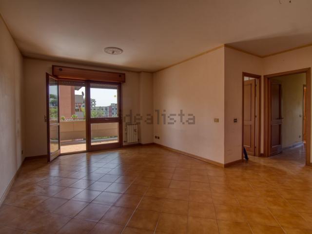 Appartamento in vendita di 101 m² in Via Giuseppe Rosaccio, 49