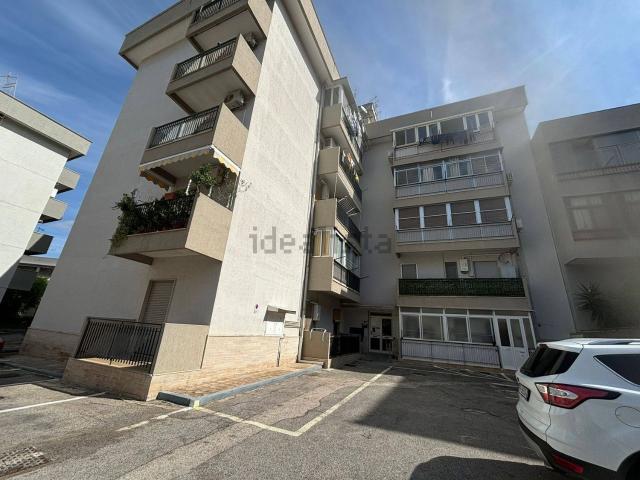 Appartamento in vendita di 101 m² in Via Giotto, 1