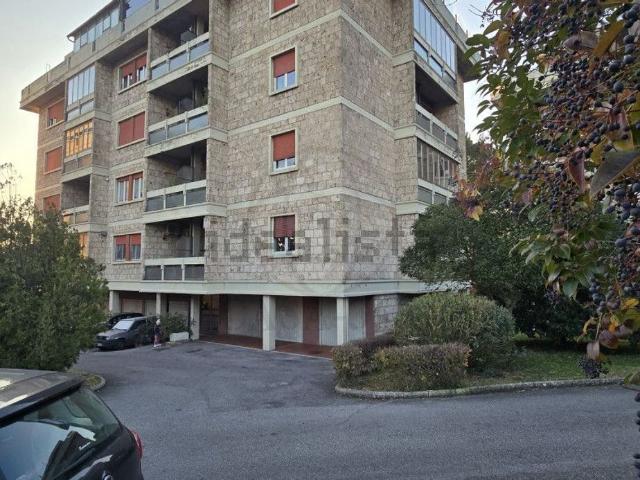 Appartamento in vendita di 101 m² in Via del Rubbio, 19