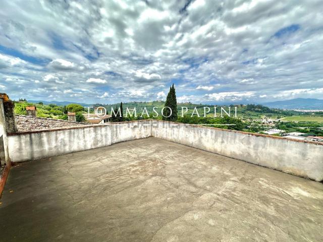 Appartamento in vendita di 101 m² in Via di Vacciano, 5