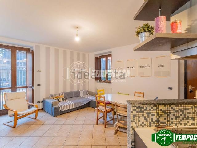 Appartamento in vendita di 101 m² in Via Ernesto Parini