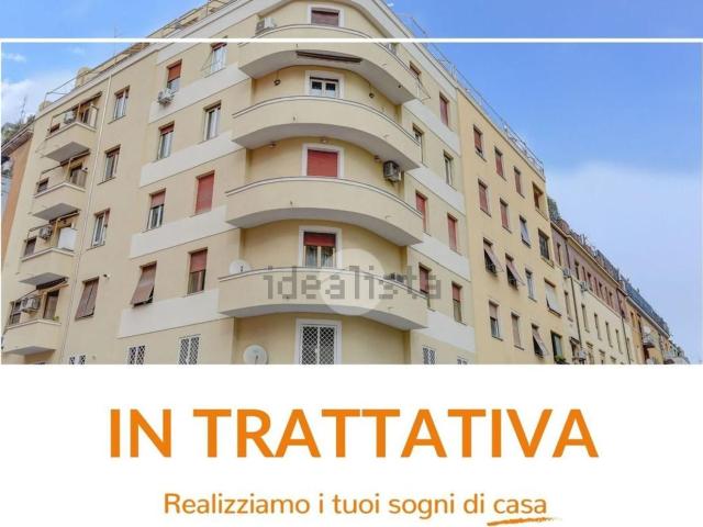 Appartamento in vendita di 101 m² in Via Eurialo, 7
