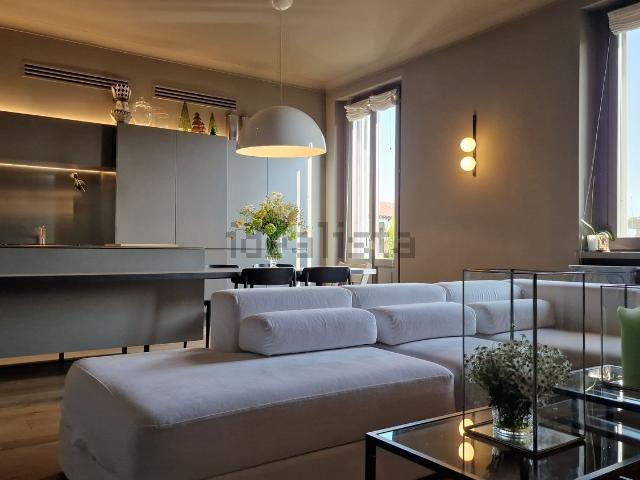 Appartamento in vendita di 101 m² in Via Filarete