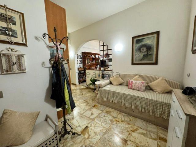 Appartamento in vendita di 101 m² in Via Francesco Baracca, 1