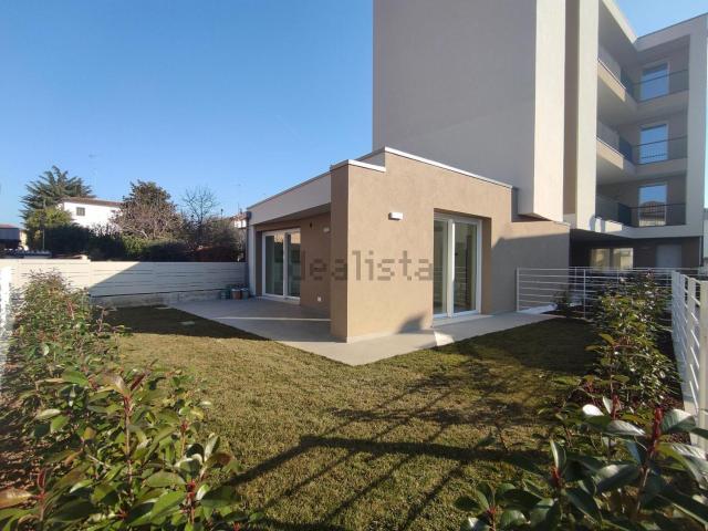 Appartamento in vendita di 101 m² in Via I Ottobre