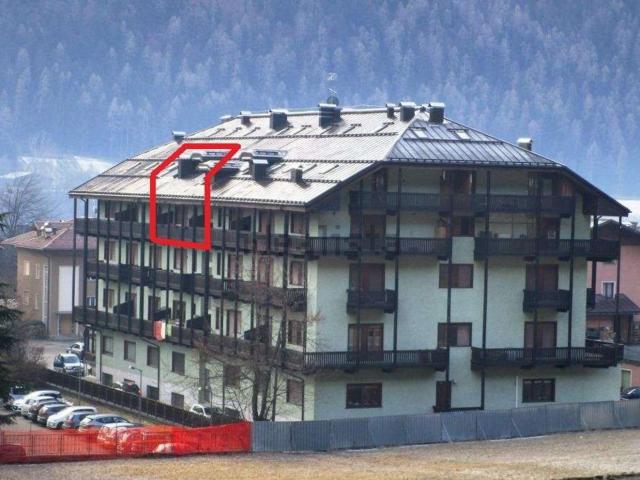 Appartamento in vendita di 101 m² in Via IV Novembre, 16