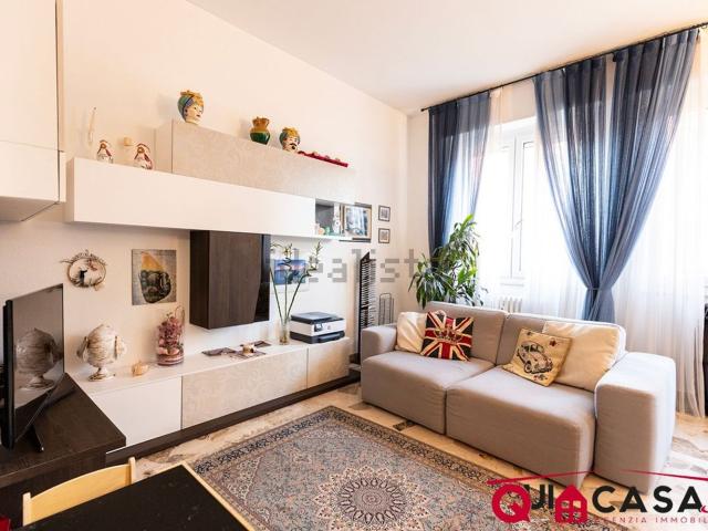 Appartamento in vendita di 101 m² in Via IV Novembre, 32