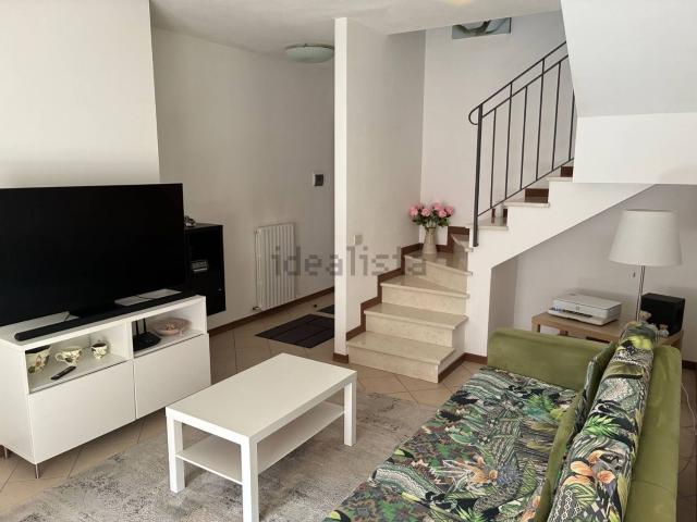 Appartamento in vendita di 101 m² in Via J.F.Kennedy