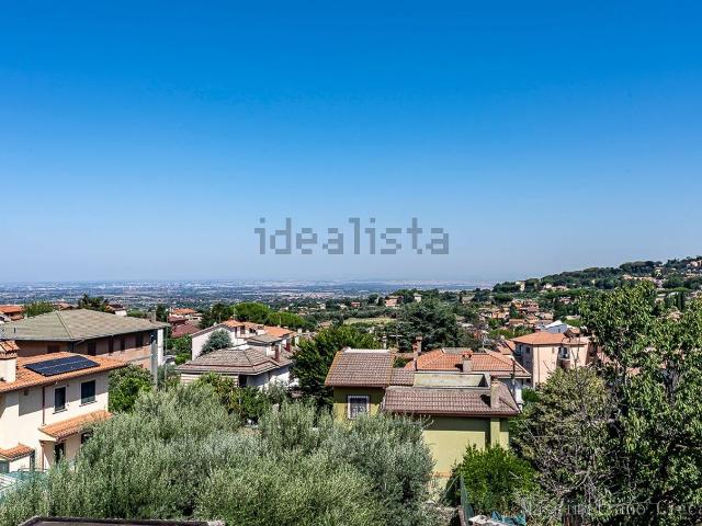 Appartamento in vendita di 101 m² in Via Olivella
