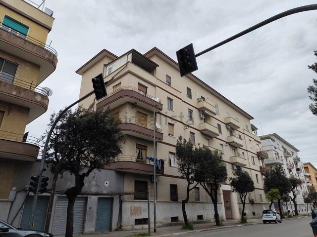 Appartamento in vendita di 101 m² in Via Lorenzo Scillitani, 25
