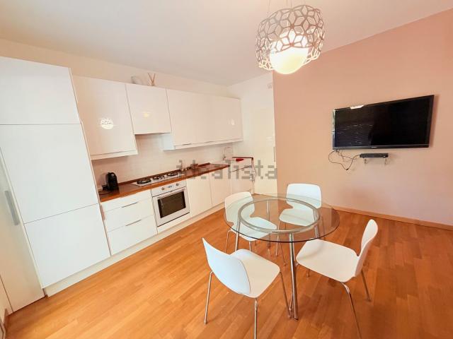 Appartamento in vendita di 101 m² in Via Monte Rosa, 1