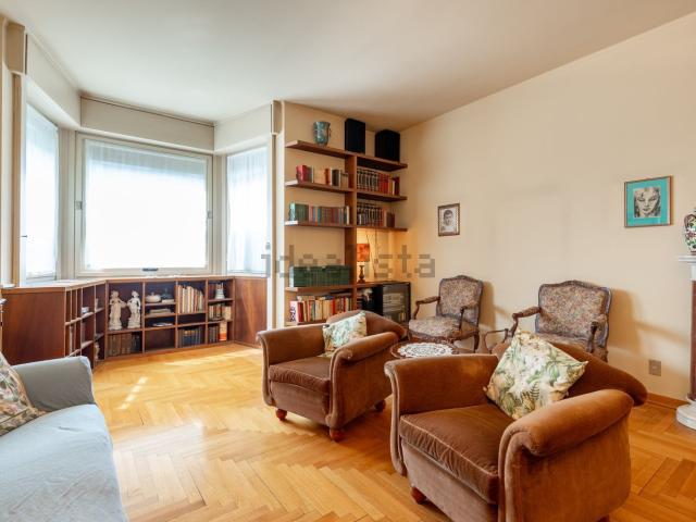 Appartamento in vendita di 101 m² in Via Montecatini, 2