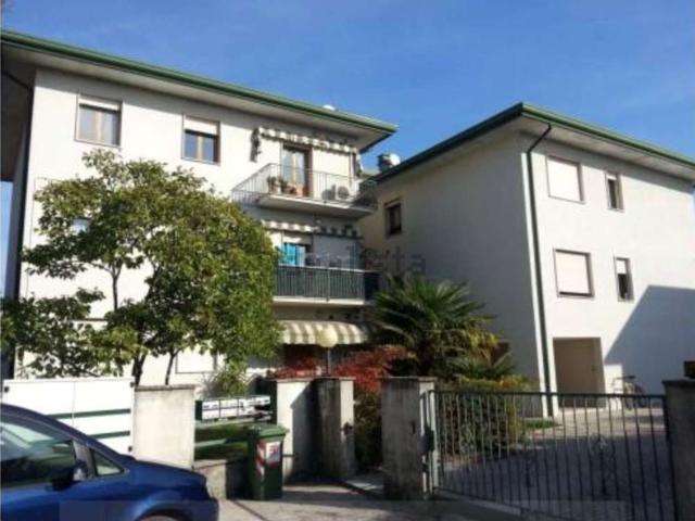 Appartamento in vendita di 101 m² in Via Magro Domenico