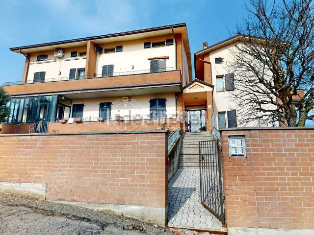 Appartamento in vendita di 101 m² in Via Mico Monti, 151