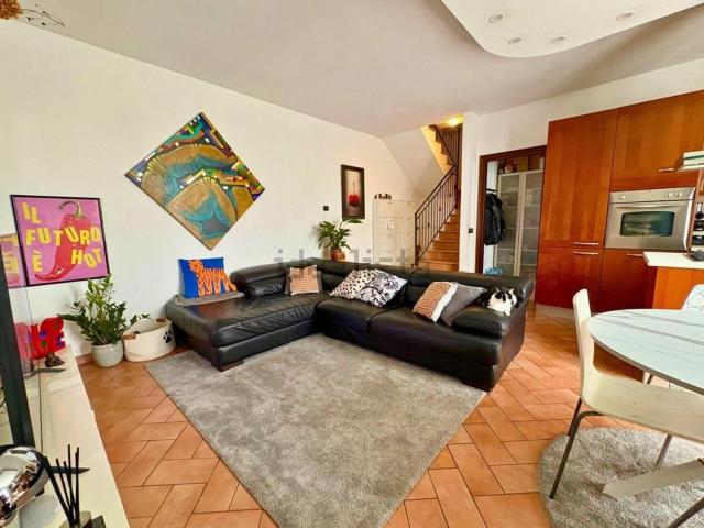 Appartamento in vendita di 101 m² in Via Niccolò Paganini