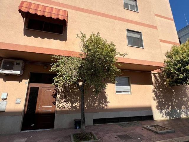 Appartamento in vendita di 101 m² in Via Salvo d&apos Acquisto, 17