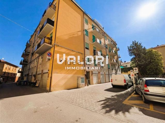 Appartamento in vendita di 101 m² in Via San Bernardo, 3